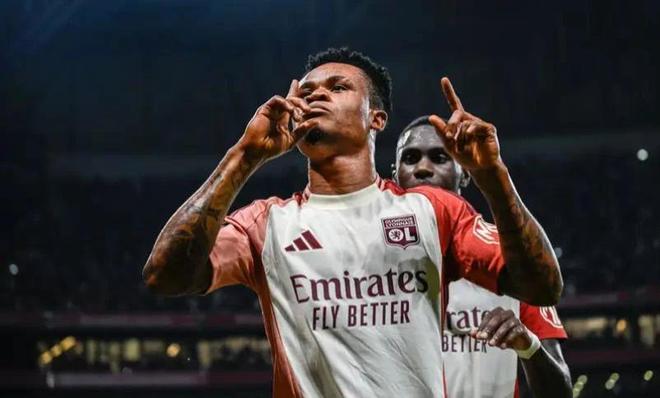 景将十分堪 景将十分堪