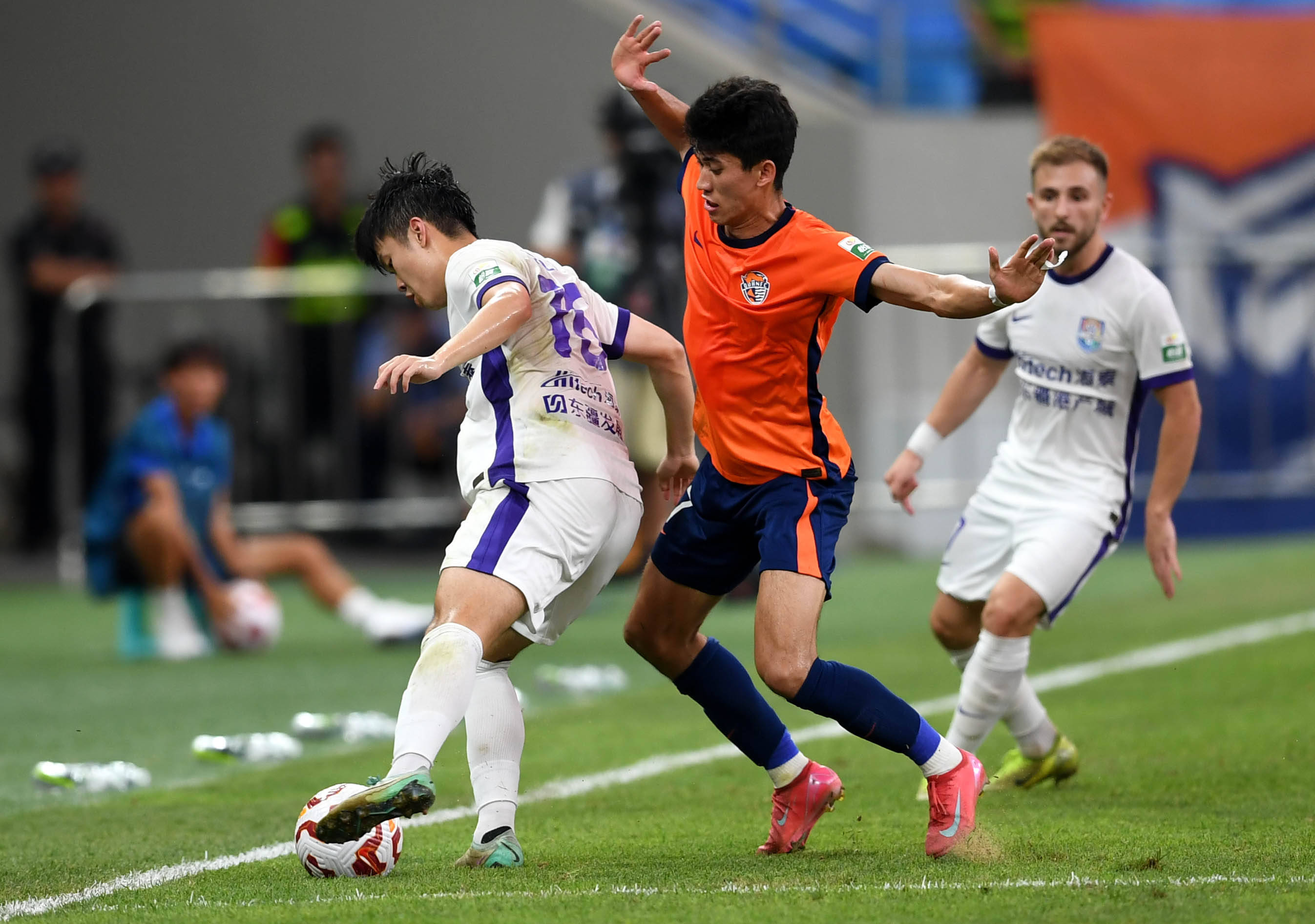 的爆发与全 的爆发与全